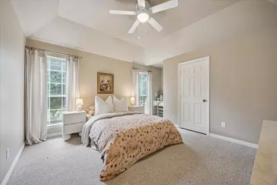 5591 Beverlyhill Street, Houston, TX 77056 - Photo 15