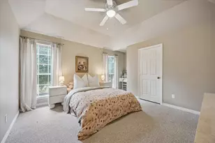 5591 Beverly Hill St, Houston, TX 77056 - Photo 15