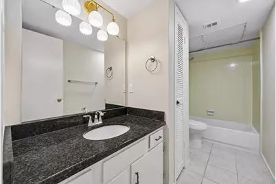 2238 S Piney Point Road #109, Houston, TX 77063 - Photo 17
