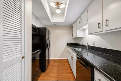 2238 S Piney Point Road #109, Houston, TX 77063 - Photo 9