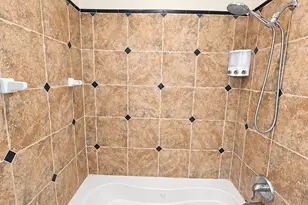 1602 Elgin St, Houston, TX 77004 - Photo 11