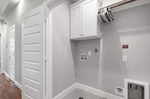 2727 Clinton Dr, Houston, TX 77020 - Photo 21