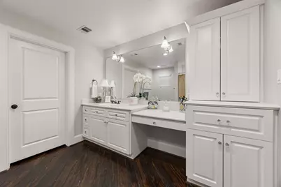 13110 Tosca Lane, Houston, TX 77079 - Photo 35