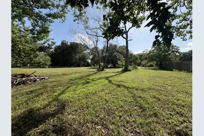 4407 Hiram Brandon Drive, Bay City, TX 77414 - Photo 3
