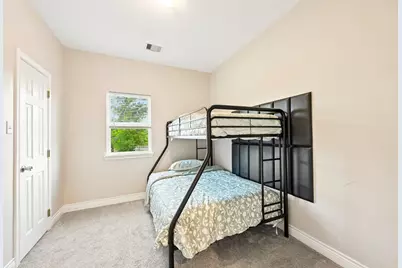 210 Garrotsville Street, Houston, TX 77022 - Photo 25