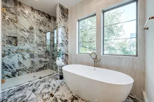 2413 Brun St, Houston, TX 77019 - Photo 23