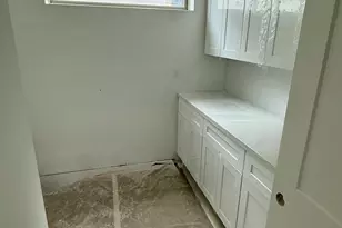 2413 Brun St, Houston, TX 77019 - Photo 9