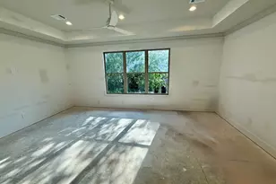 2413 Brun St, Houston, TX 77019 - Photo 9