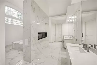 906 Peachwood Bend Drive, Houston, TX 77077 - Photo 37