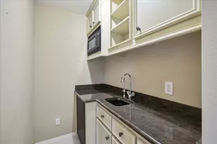 906 Peachwood Bend Dr, Houston, TX 77077 - Photo 45