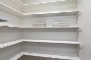 4606 Briarbend Dr, Houston, TX 77035 - Photo 9