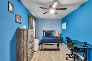 10027 Glenkirk Dr, Houston, TX 77089 - Photo 25