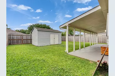 10027 Glenkirk Drive, Houston, TX 77089 - Photo 29