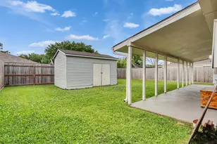 10027 Glenkirk Dr, Houston, TX 77089 - Photo 29
