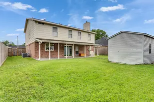 10027 Glenkirk Dr, Houston, TX 77089 - Photo 27