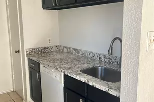 6111 Beverly Hill St, Houston, TX 77057 - Photo 5