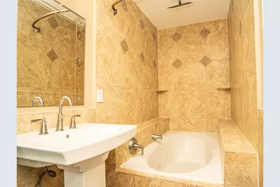4833 Hummingbird Street, Houston, TX 77035 - Photo 11