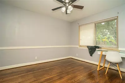 4833 Hummingbird Street, Houston, TX 77035 - Photo 13
