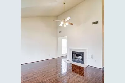 14222 Heather Falls Way, Houston, TX 77062 - Photo 9