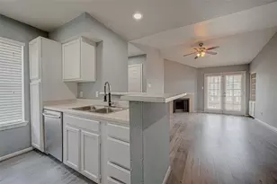 14600 Fonmeadow Dr, Houston, TX 77035 - Photo 19