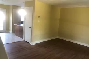 9308 Westwood Village Dr, Houston, TX 77036 - Photo 3