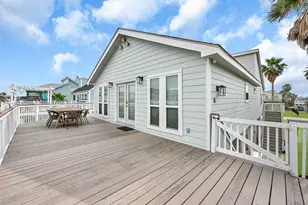 22110 Deaf P Smith Dr, Galveston, TX 77554 - Photo 23
