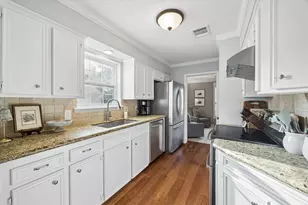 12127 Waldemar Dr, Houston, TX 77077 - Photo 9