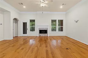 106 Lazy Springs Dr, Conroe, TX 77356 - Photo 5