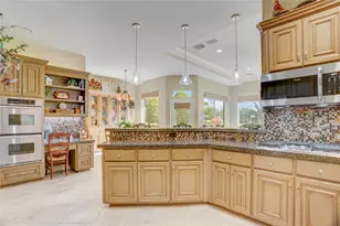 3911 Turnberry Dr, Sugar Land, TX 77479 - Photo 11