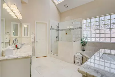 3911 Turnberry Drive, Sugar Land, TX 77479 - Photo 19