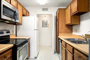 8359 Sands Point, Houston, TX 77036 - Photo 17