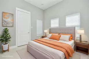 955 W 24th St, Houston, TX 77008 - Photo 7