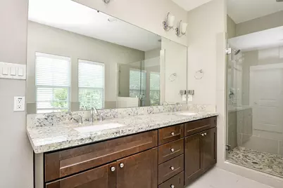 955 W 24th Street #D, Houston, TX 77008 - Photo 37
