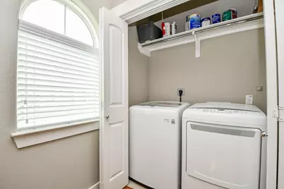 955 W 24th Street #D, Houston, TX 77008 - Photo 27