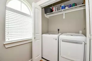 955 W 24th St, Houston, TX 77008 - Photo 27