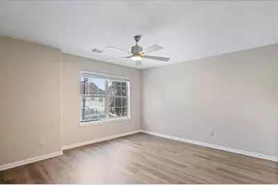 7814 Gladstone Street #A/B, Houston, TX 77051 - Photo 11