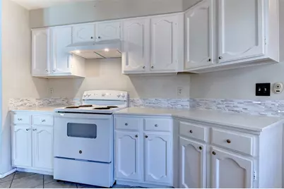 2810 Heritage Colony Drive, Webster, TX 77598 - Photo 19