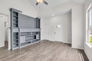 14211 Grand Hls Dr, Conroe, TX 77303 - Photo 7