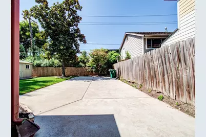 2608 Rosewood Street, Houston, TX 77004 - Photo 31