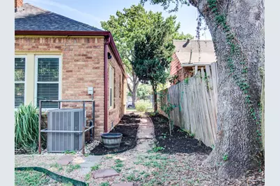 2608 Rosewood Street, Houston, TX 77004 - Photo 29
