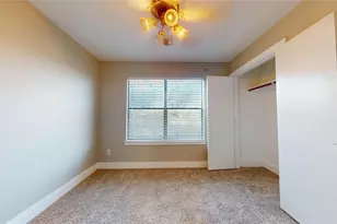8715 Meadowcroft Dr, Houston, TX 77063 - Photo 23