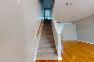 8715 Meadowcroft Dr, Houston, TX 77063 - Photo 21