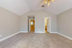 8715 Meadowcroft Dr, Houston, TX 77063 - Photo 27