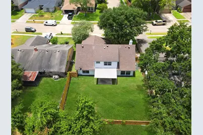 7926 Windy Creek Drive, Houston, TX 77040 - Photo 3
