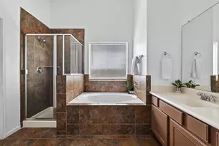10202 Larkmist Ln, Tomball, TX 77375 - Photo 35