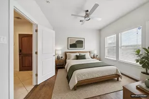 3041 Clinton Dr, Houston, TX 77020 - Photo 5