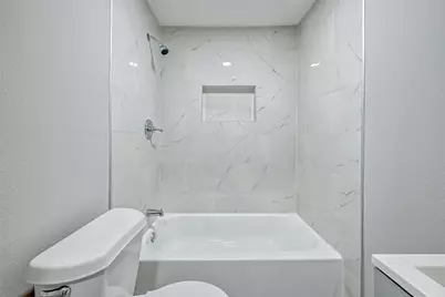 3274 Reeves Street #B, Houston, TX 77004 - Photo 3