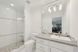 1302 Riverview Cir, Houston, TX 77077 - Photo 37