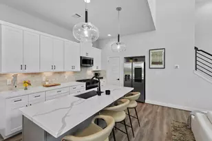 9206 Washington Hts St, Houston, TX 77063 - Photo 11