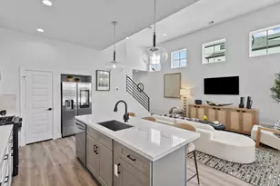 9206 Washington Hts St, Houston, TX 77063 - Photo 13